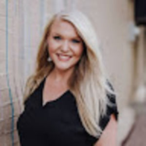 Meet your Posher, Carly